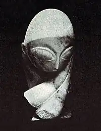 Constantin Brâncuși, Portrait of Mademoiselle Pogany, 1912, White marble; limestone block, Philadelphia Museum of Art, exhibited at the 1913 Armory Show